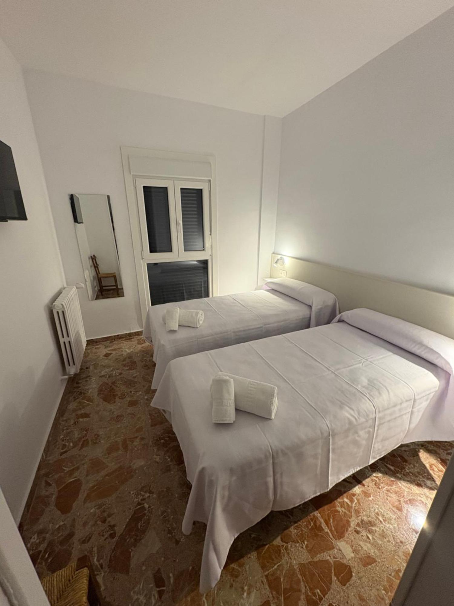 Hostal La Via Verde Sarrión المظهر الخارجي الصورة